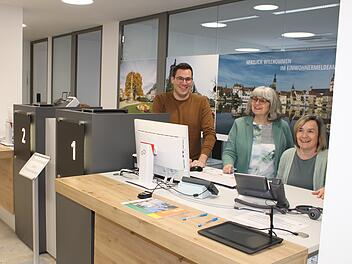 Kitzingen: Einwohnermeldeamt wieder zur&uuml;ck im Rathaus - weitere umfangreiche Ver&auml;nderungen folgen