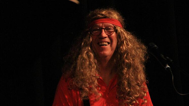 Lokalmatador Michael Ulbrich heizte mit der Band Jump 5 kräftig ein. Foto: Andreas Dorsch