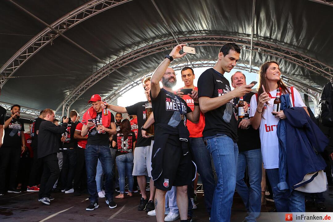 Brose-Baskit zum  achten mal Meister; Foto: Barbara Herbst