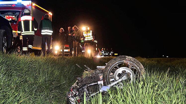 Motorradunfall bei Scheßlitz am 24. April 2015 Foto: Ferdinand Merzbach