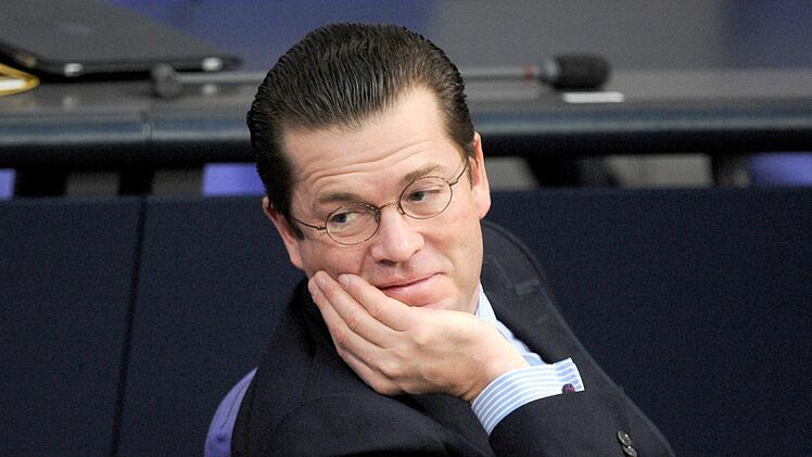 Karl-Theodor zu Guttenberg hat schon mehrfach Nein zu einem Comeback in die deutsche Politik gesagt. Doch ist diese Entscheidung endgültig? Foto: Rainer Jensen/dpa