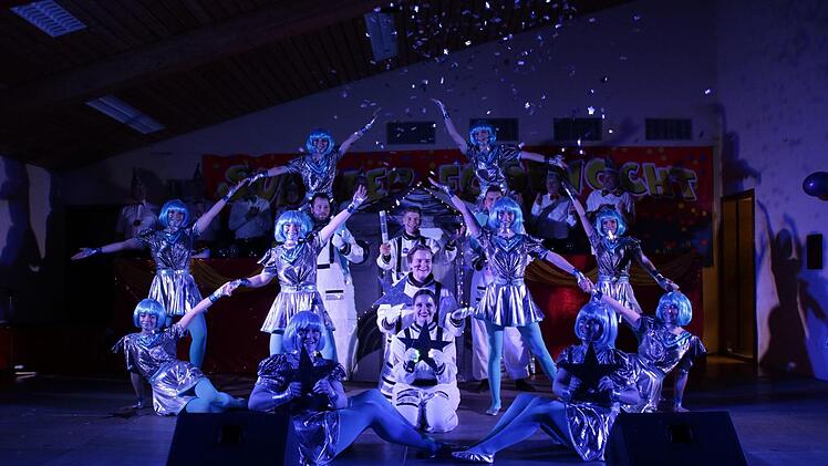 Die Show der "Sulzler Bühnefetzer" war einer der Höhepunkte und der Abschluss der beiden Prunksitzungen am Wochenende. Foto: Ralf Ruppert