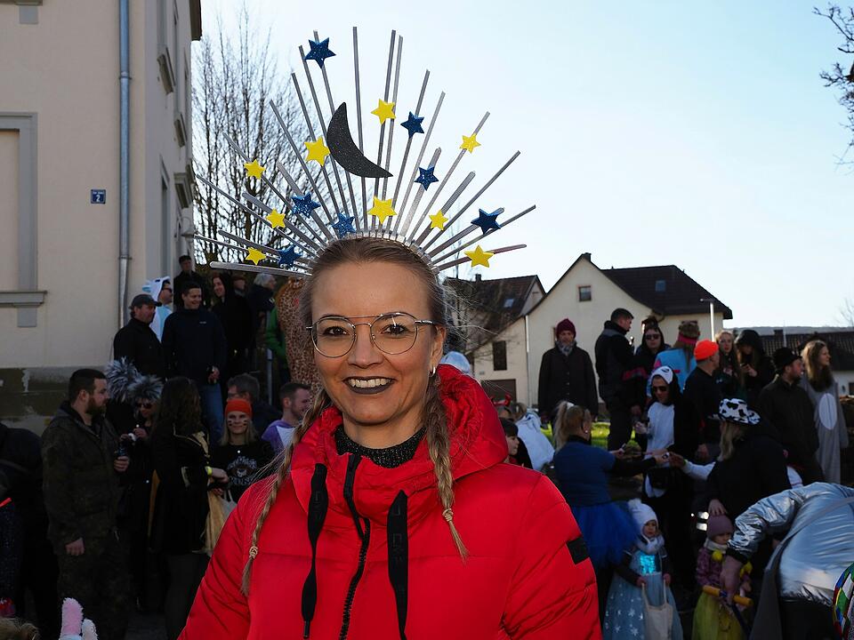 Buntes Faschingstreiben lockte tausende Besucher an.