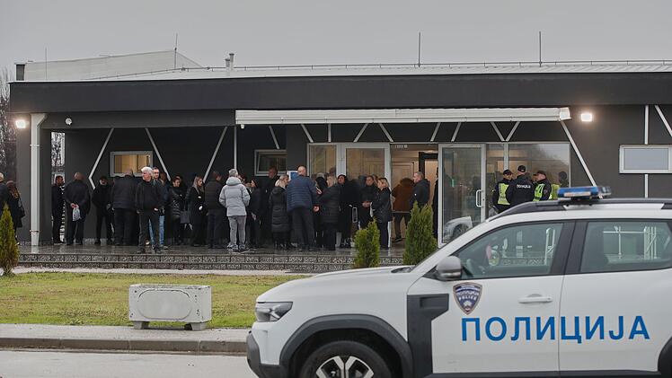 Prozessbeginn nach Brand in Nachtclub