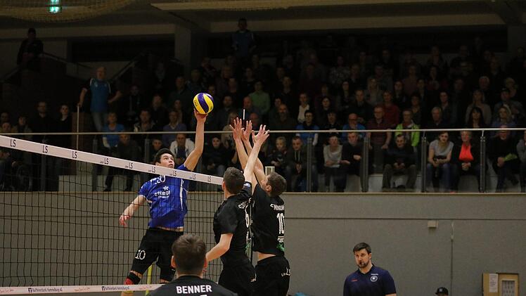 Impressionen aus der Saaletalhalle vom 3:0-Sieg der Hammelburg Volleys über Mainz.Jens Feistel