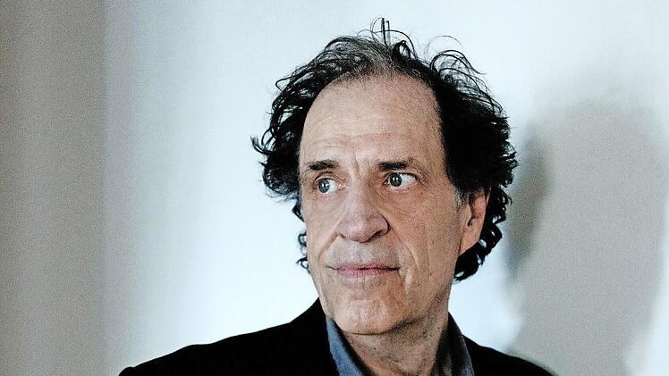 Helmfried von L&uuml;ttichau ist am 17. April im Zentrum Bayreuth mit &bdquo;Weil&rsquo;s raus muss&ldquo; zu Gast.