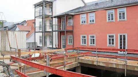 Der künftige Dach-Innenhof zwischen Albertsplatz und Kuhgasse. Darunter soll ein kleiner Supermarkt oder eine Markthalle Platz finden.