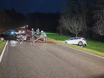 Frontal-Crash auf BA 22