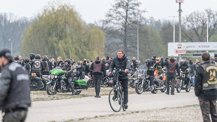 "Ride Free 2021": Tausende Biker protestieren in Nürnberg