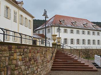 Die Mauer zwischen Kurpark und Kurhaushotel in Bad Bocklet ist nun endlich fertig.