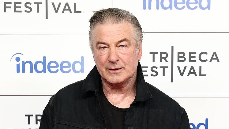 Hollywood-Star Alec Baldwin war in einen Autounfall verwickelt.
