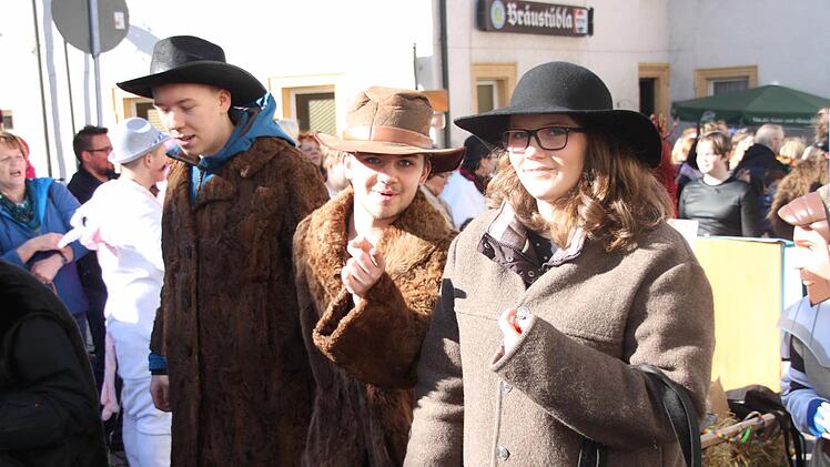 Marktplatztreiben in Stadtsteinach Foto: Jürgen Gärtner