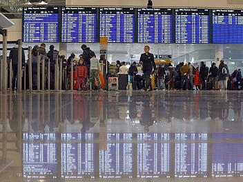 M&uuml;nchner Flughafen stellt Betrieb zeitweilig ein