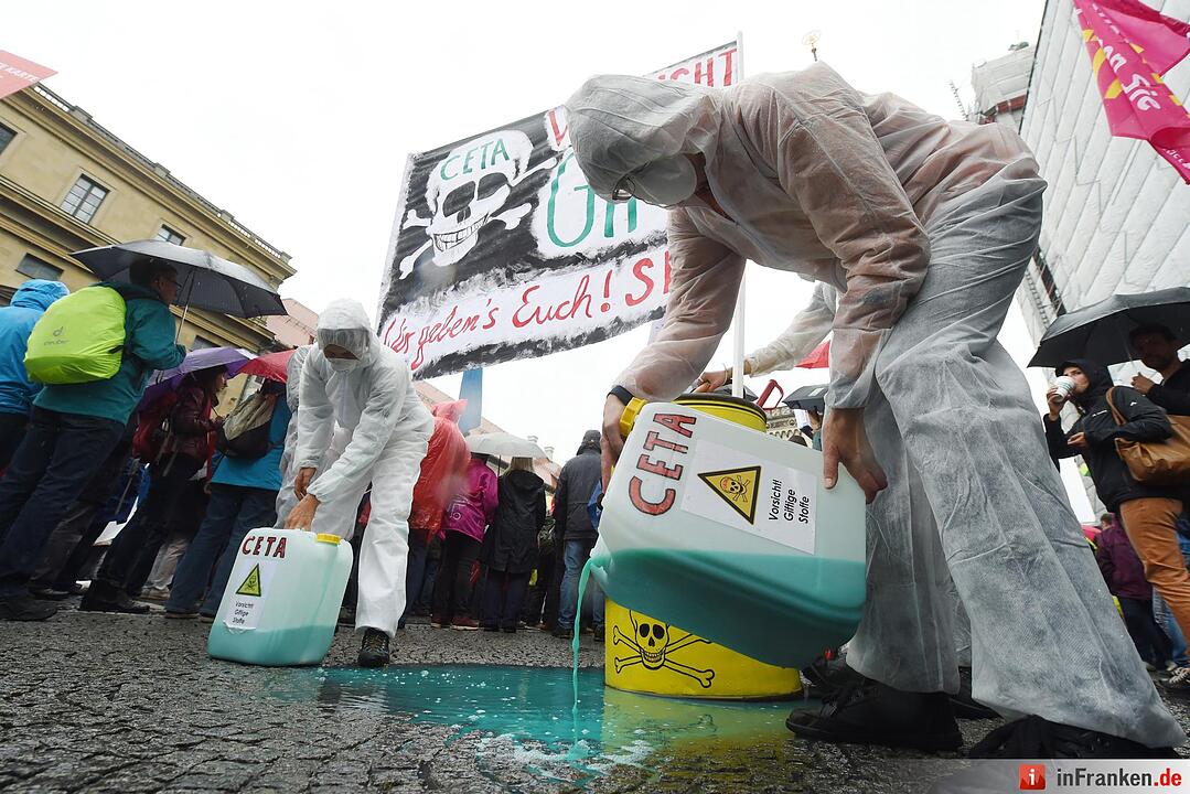 Demonstration gegen die Handelsabkommen