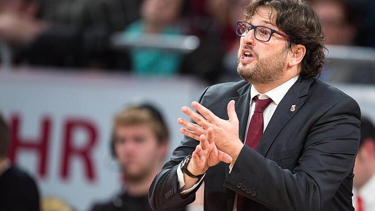 Andrea Trinchieri will mit Bamberg in seiner Heimatstadt punkten. Foto: Nicolas Armer/dpa