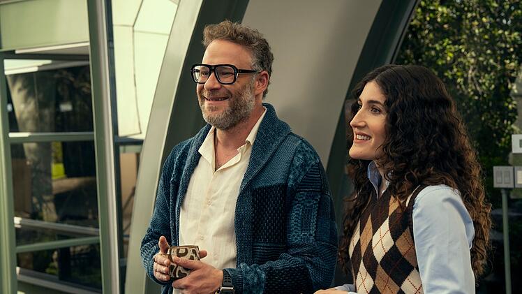 Im Tempel von Rabbi Neil (Seth Rogen) und Cami (Kate Berlant) bietet sich für Noah eine unerwartete Chance.