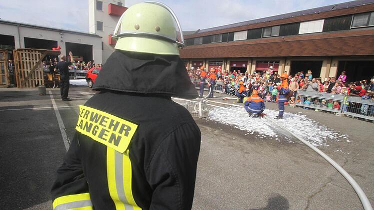 Jugendfeuerwehr im Einsatz Foto: Michael Busch