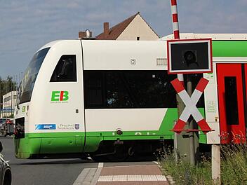 Die Störung am Bahnübergang Oerlenbach konnte am Mittwoch nicht behoben werden. Foto: Benedikt Borst/Archiv