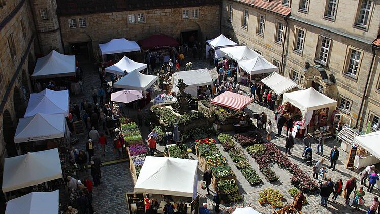 Der Lenzrosen- und Ostermarkt (hier eine Aufnahme von 2019) findet nicht statt.Archiv/Katharina Müller-Sanke