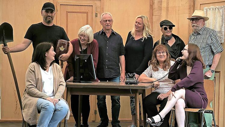 Die Unterhaider Theaterfreunde laden zu ihren Vorstellungen unter freiem Himmel ein.