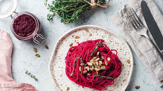 Rote-Beete-Pesto.jpg
