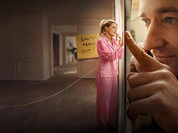 Les (Matthew Macfayden) korrigiert die Machtverh&auml;ltnisse mit seiner Frau Lindy (Elizabeth Banks).