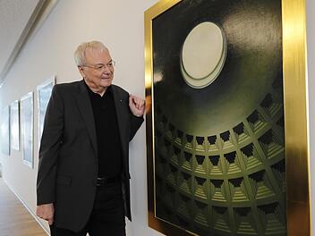 Wolf Schmidt gibt bei der Mediengruppe Oberfranken in Bamberg einen seltenen Einblick in sein Werk.  Foto: Matthias Hoch