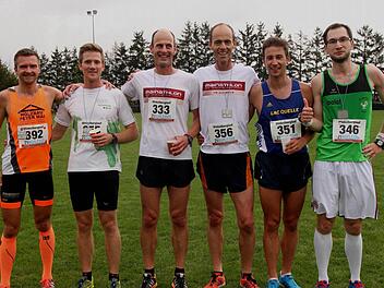 Die Erstplatzierten des Hauptlaufes, von links Sven Starklauf, Konstantin Lechner, Matthias Pfuhlmann, Uli Pfuhlmann, Christopher Nowak und Christopher Lippold