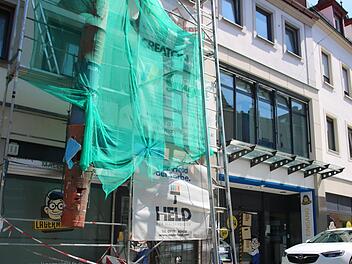 Noch steht der erste Stock im früheren Heilmann-Gebäude leer: Gegen einige kritische Stimmen wird "Lagermeister" nun erweitern. Foto: Ronald Heck