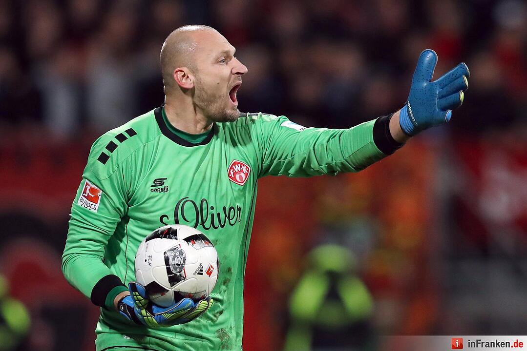 Club vs. Kickers: Das Frankenduell in Bildern