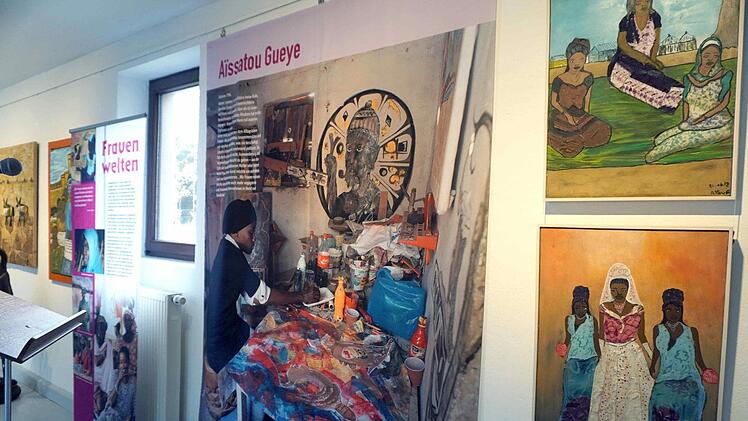 Die Ausstellung "Farben des Senegal" ist noch bis 20. Oktober geöffnet.   Foto: Richard Sänger