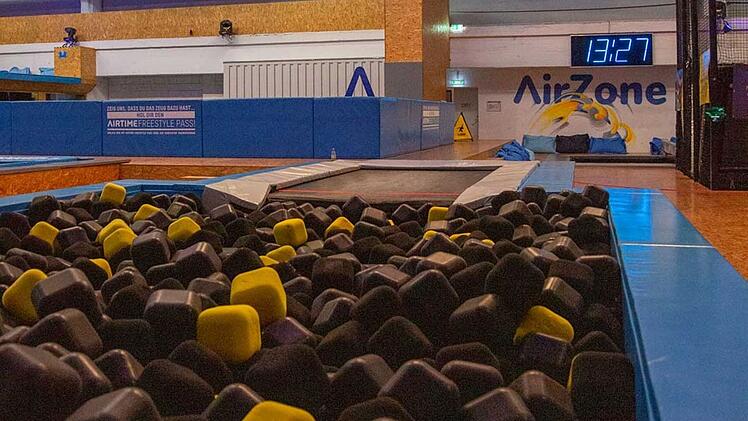 Trampolinhalle "Airtime" in Nürnberg feiert Sommerfest - das ist im Trampolinpark beim Fest geboten