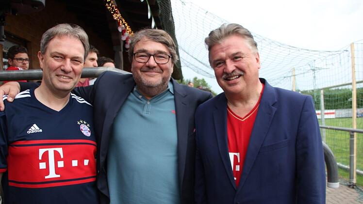 Die Landräte Klaus Löffler (links)  und Klaus Peter Söllner hatten ebenso Spaß wie Unternehmer Nikolaus Wiegand (Mitte). Foto: Veronika Schadeck