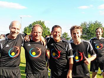 v.l. Roland Kuscche, Hansi Heidenreich, Gerhard Rummel, Ian Eich