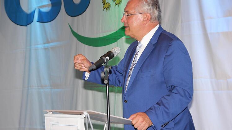 Joachim Herrmann während seiner Rede in Au.