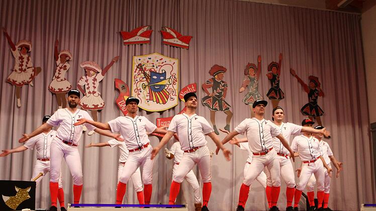 Wilde Sportler aus Fuchsstadt beim Baseballspiel. Foto: Thomas Dill