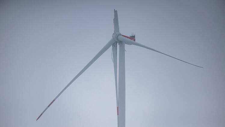 A44 gesperrt - Problem mit Windrad