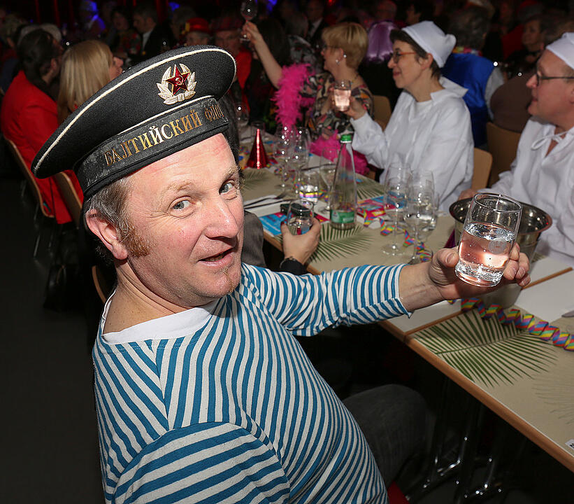 Weinselige Narrensitzung