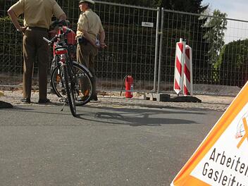 Der Baustellenbereich, in dem die Gasleitung beschädigt wurde, war abgesperrt.  Fotos: Michael Busch