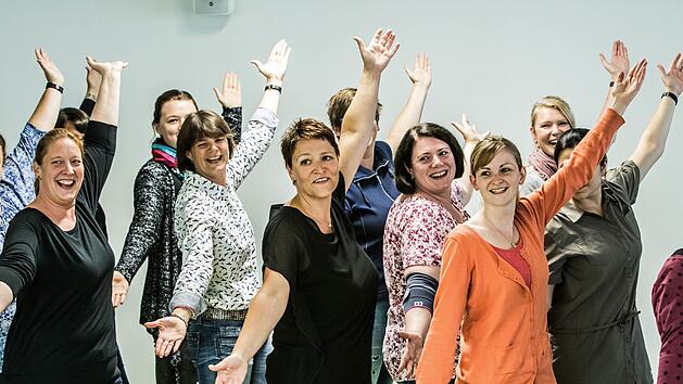 Das Vocalensemble Coburg bei der Probenarbeit: Eine Show-Gala zum 20-j&auml;hrigen Bestehen findet am Freitag und Samstag in Bad Rodach statt. Foto: Archiv/Jochen Berger