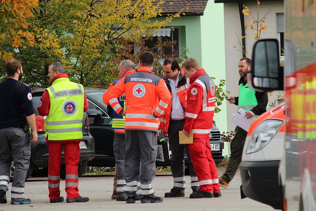 21 Personen verletzt: Reizende Flüssigkeit sorgt für Großeinsatz in Pegnitz