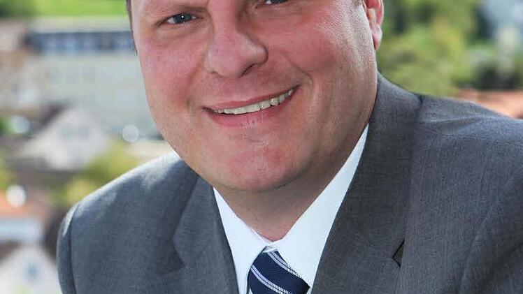 SPD-Spitzenkandidat Ingo Lehmann versteht die ganze Aufregung nicht: "Wir haben das gewusst und intern im Ortsverein diskutiert" - da habe es keine Einwände gegeben.