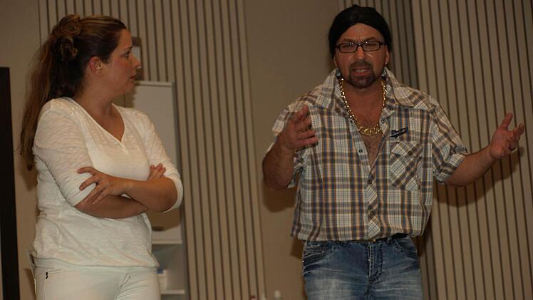 Die Komödie "Gute Besdserung" mit der Theatergruppe des TSV Oerlenbach. Foto: Stefan Geiger