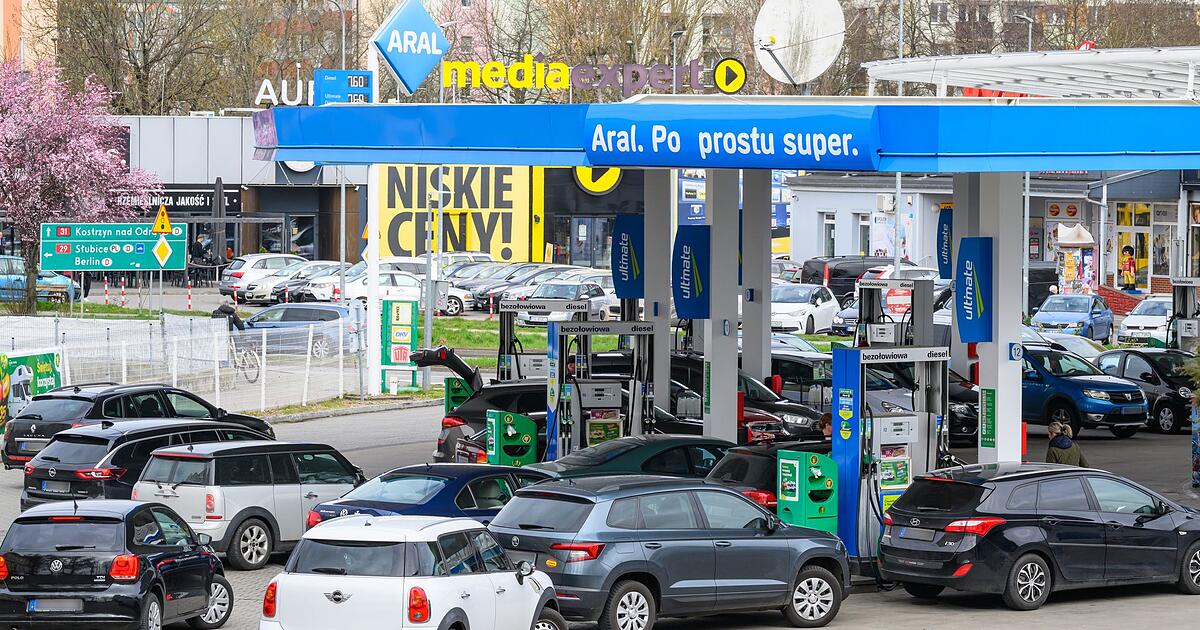 32 cents less: Poland introduces package of measures against high fuel ...