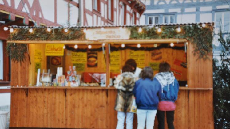 Seit Beginn des Weihnachtmarktes Forchheim war Schwank mit einer Bude (zunächst Ecke Buchhandlung Streit) vertreten . Foto: privat