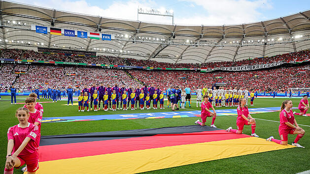 Deutschland gegen Spanien live im TV und Stream: Wo und alle Fakten zum Spiel