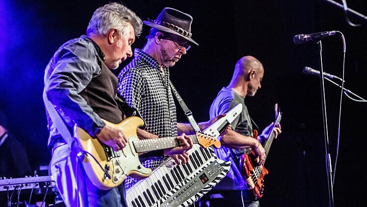 Manfred Mann und seine Earth Band begeisterten ihre Fans beim Gastspiel im Coburger Kongresshaus. Foto: Jochen Berger