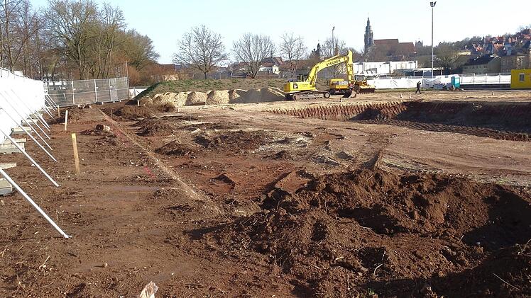 Bau-Chronik der neuen Angerhalle: 24. März 2016.Foto: Jochen Berger