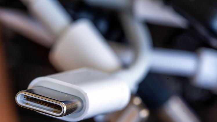 Lachgas, USB-C, Tarife &ndash; was &auml;ndert sich im April?