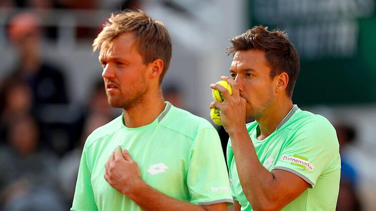 Kevin Krawietz (links) und Andreas Mies haben ihr drittes Spiel bei den ATP-Finals in London verloren.Archiv
